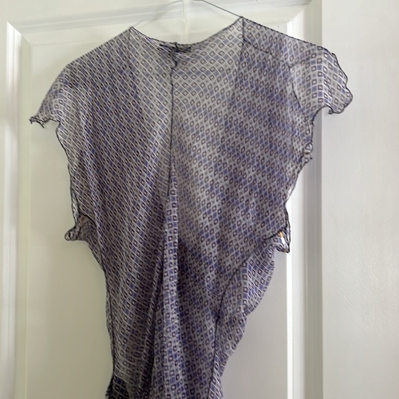 Rozae Nichols blouse with gold accents - Picture 2 of 7